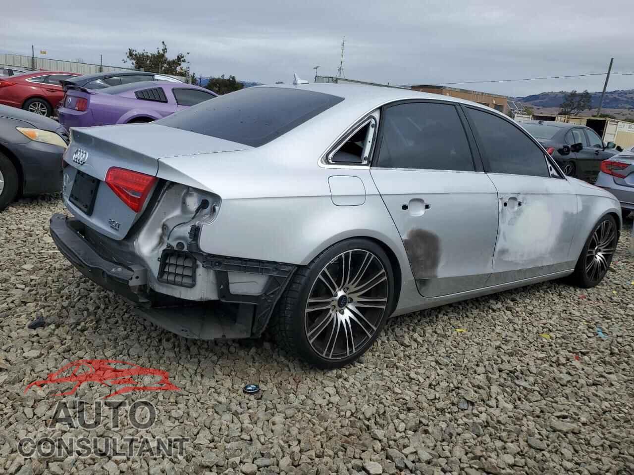 AUDI A4 2013 - WAUBFAFL4DN044345