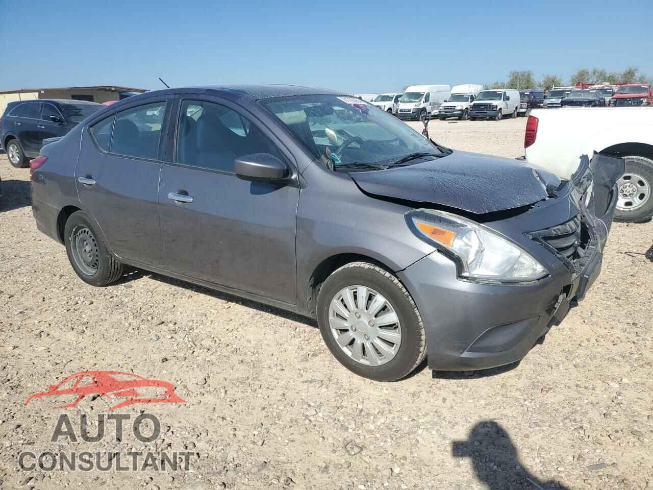 NISSAN VERSA 2017 - 3N1CN7AP3HL816995