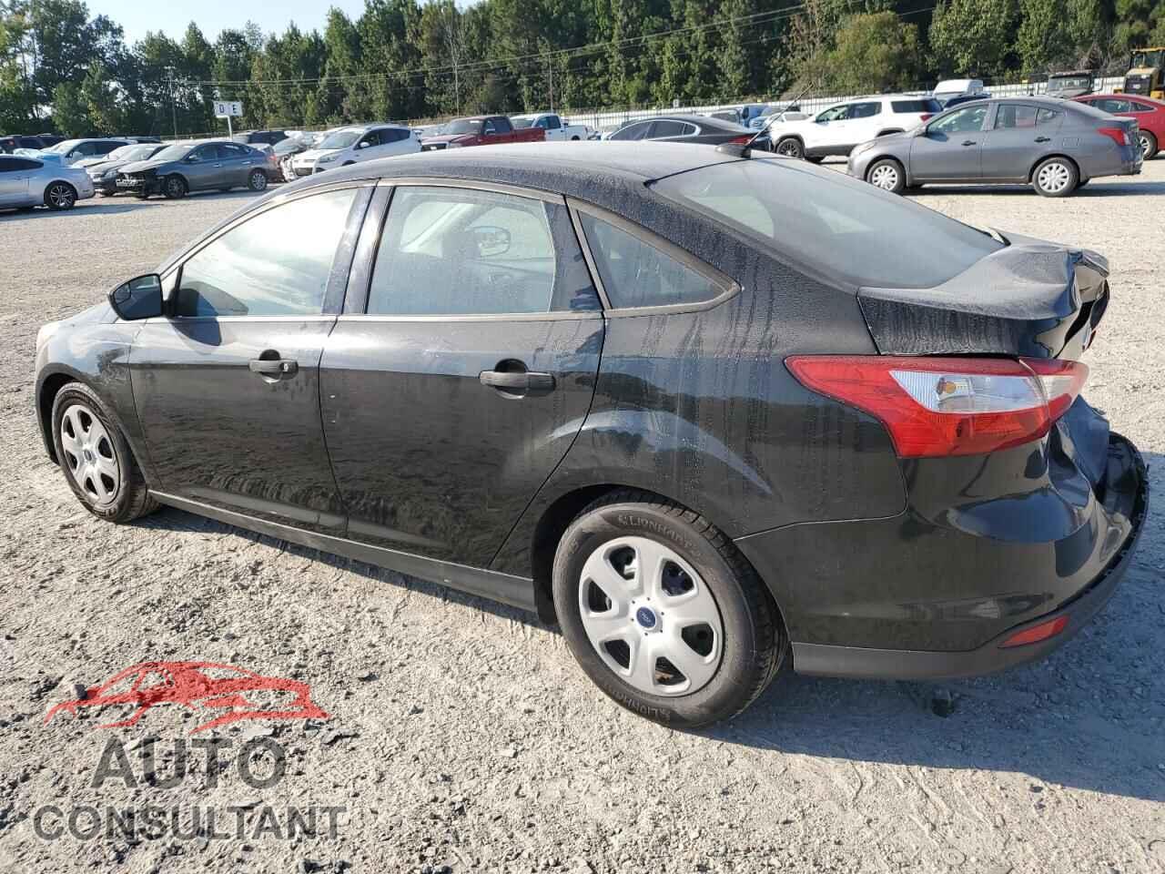FORD FOCUS 2014 - 1FADP3E27EL227920