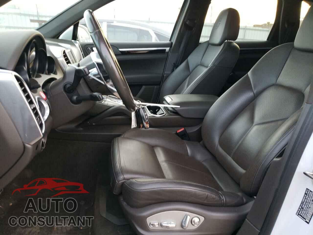 PORSCHE CAYENNE 2017 - WP1AE2A26HLA69379