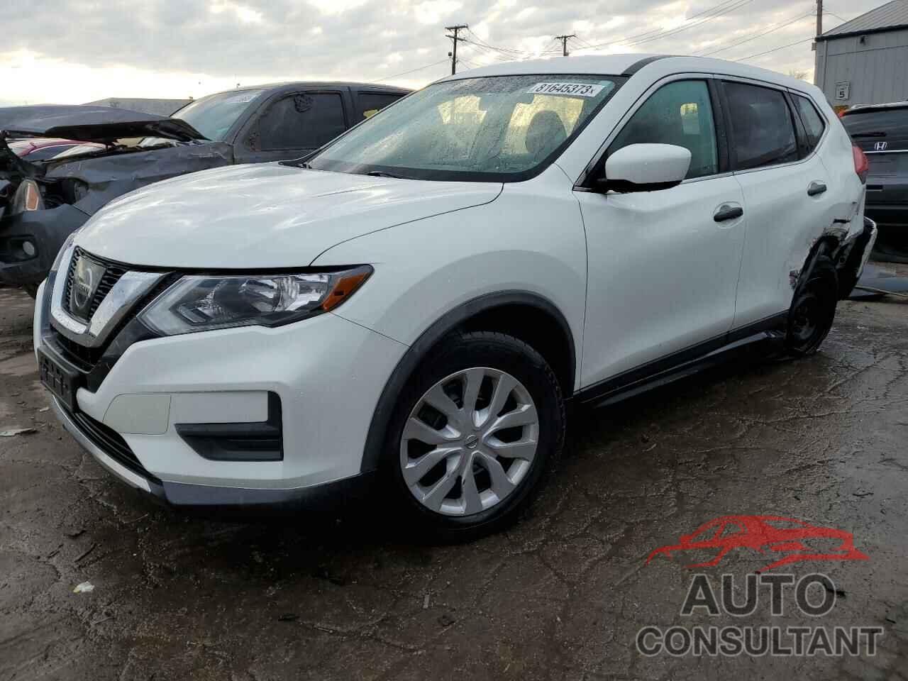 NISSAN ROGUE 2017 - KNMAT2MV1HP613065