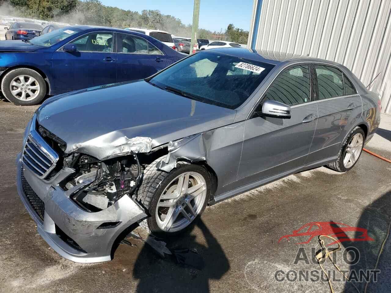 MERCEDES-BENZ E-CLASS 2011 - WDDHF5GB1BA328519