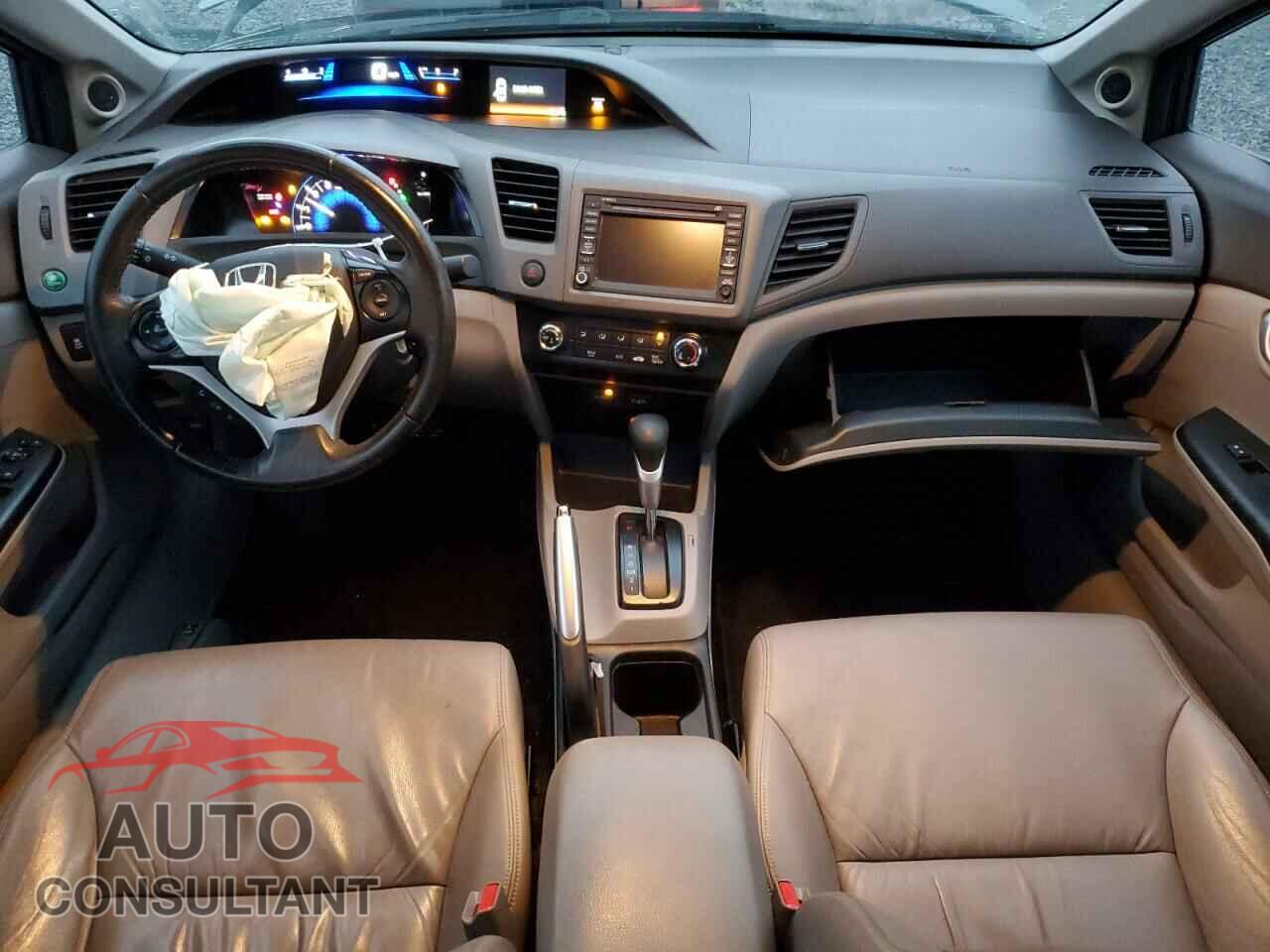 HONDA CIVIC 2012 - 2HGFB2F96CH556417