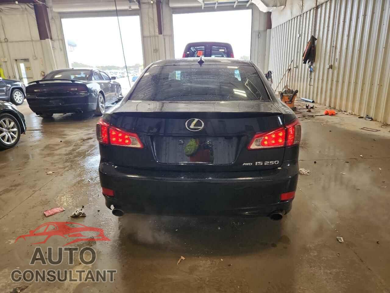 LEXUS IS 2013 - JTHCF5C24D5062112