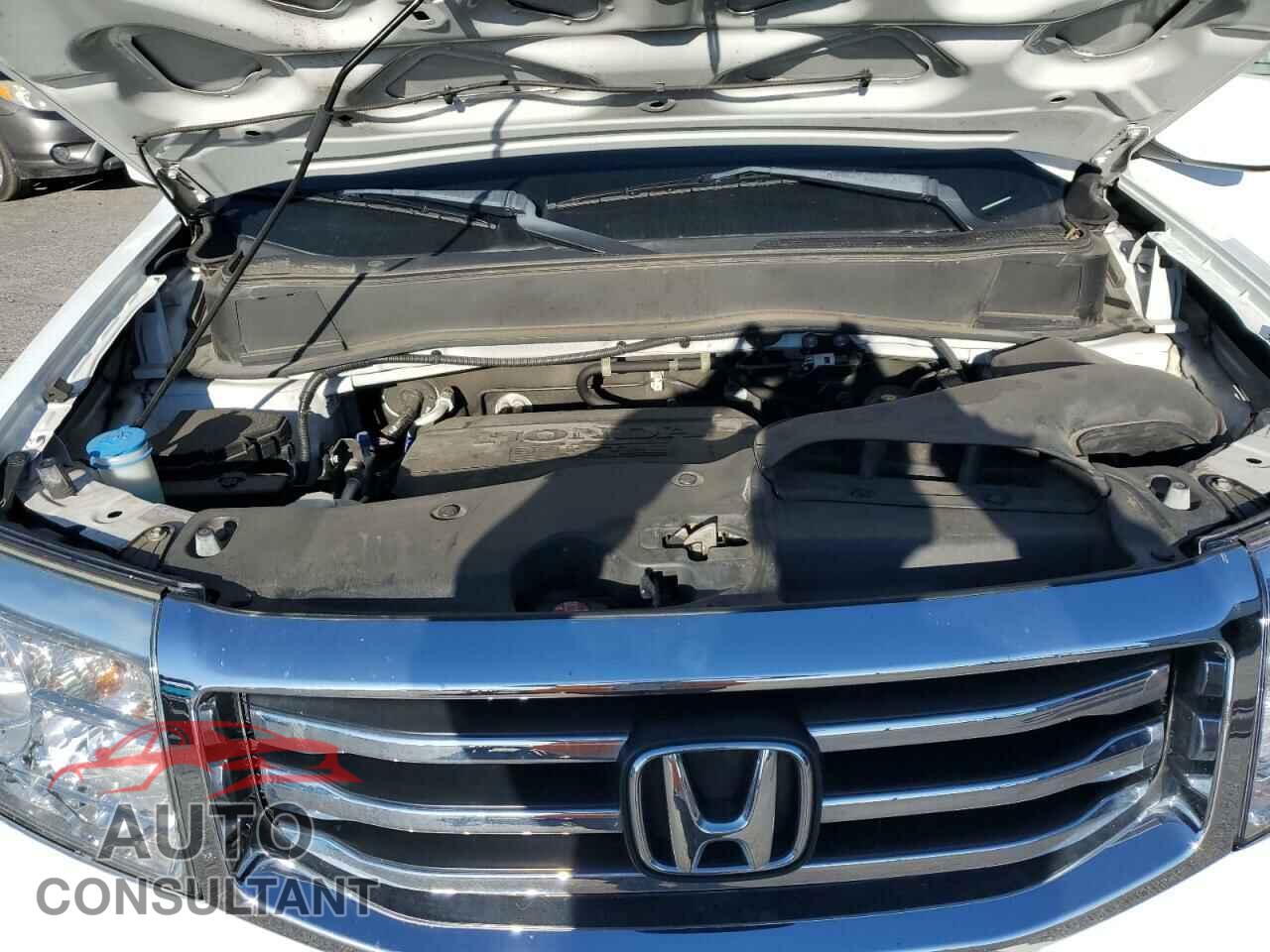 HONDA PILOT 2015 - 5FNYF4H73FB071908