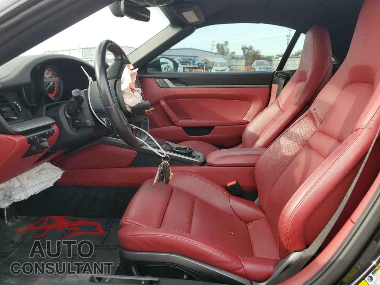 PORSCHE 911 2022 - WP0CA2A97NS236529