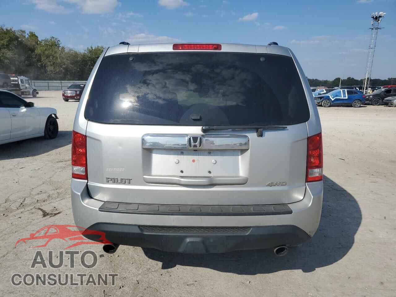 HONDA PILOT 2013 - 5FNYF4H55DB036671