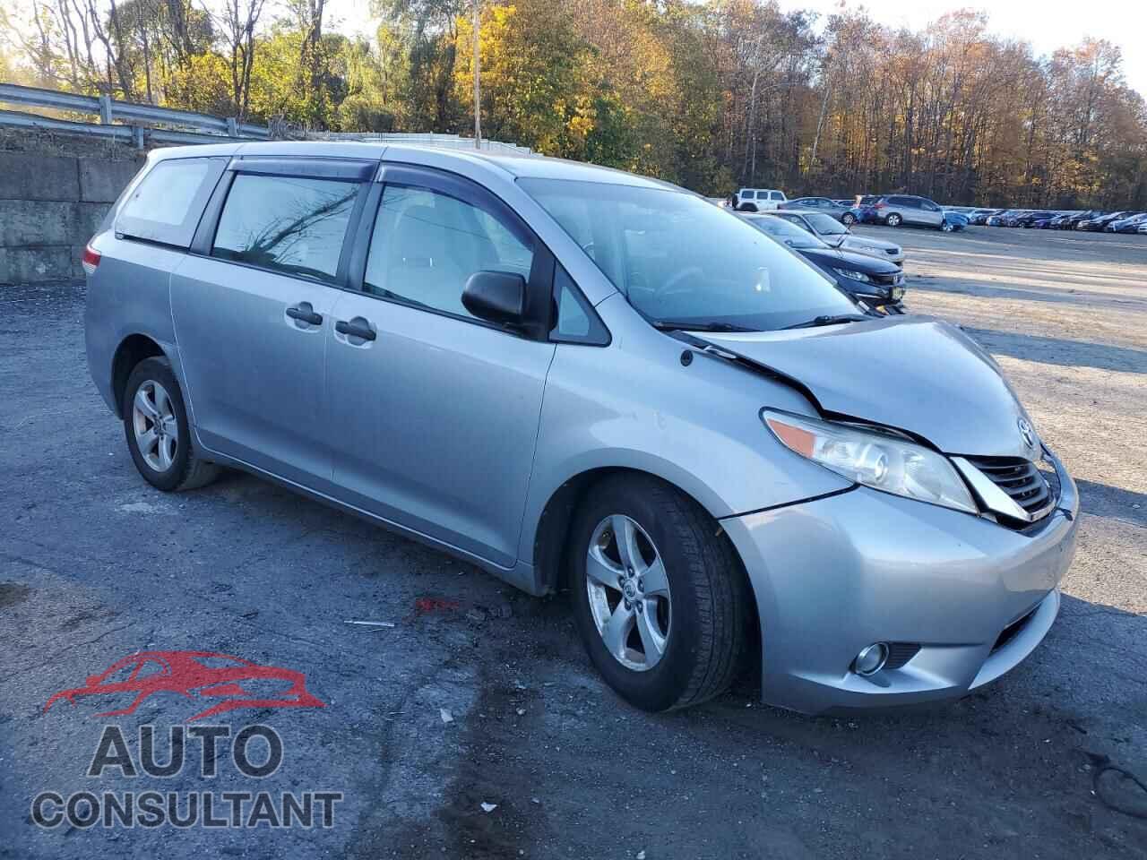 TOYOTA SIENNA 2011 - 5TDKA3DC9BS002759