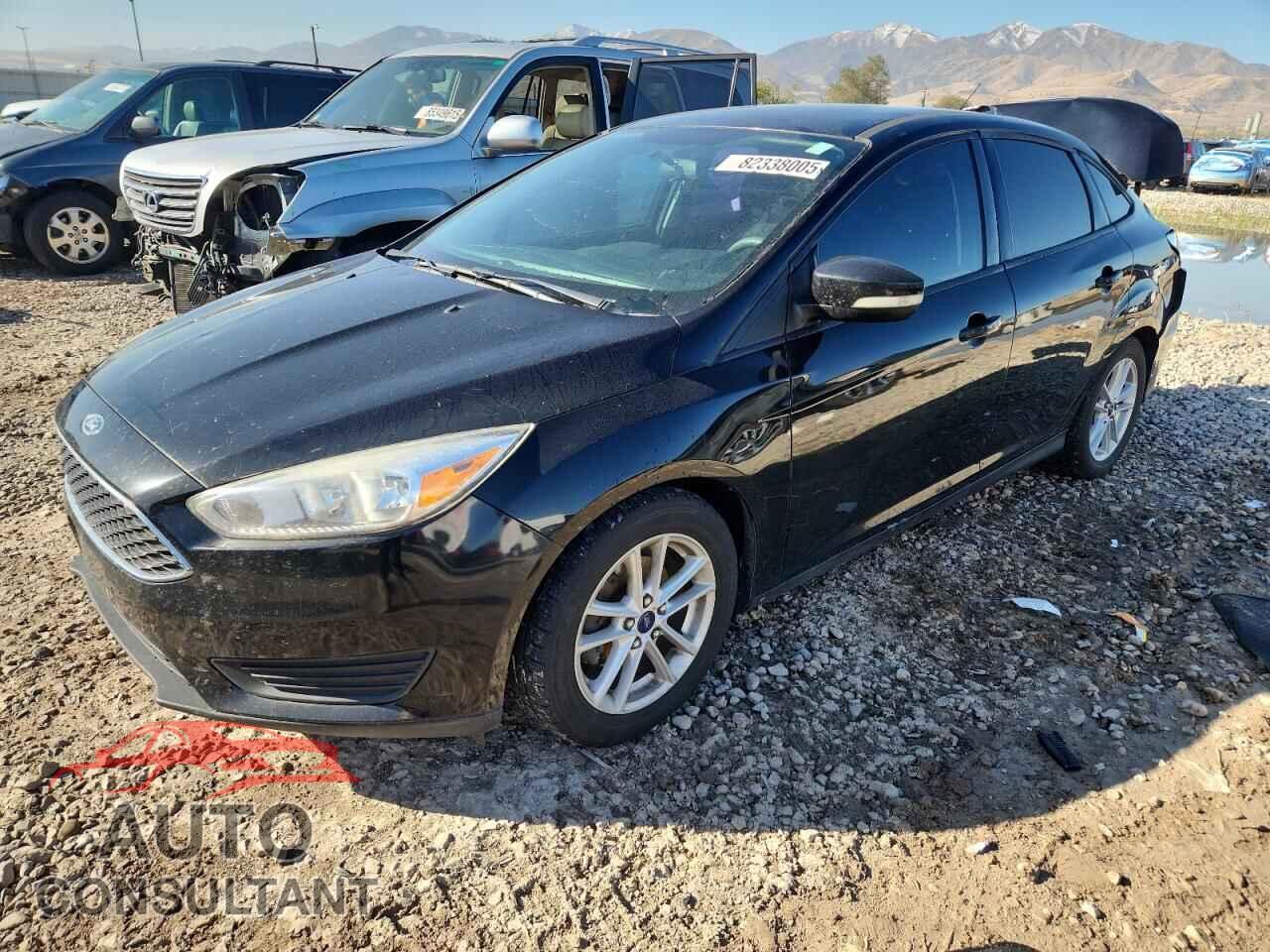 FORD FOCUS 2017 - 1FADP3F27HL267210