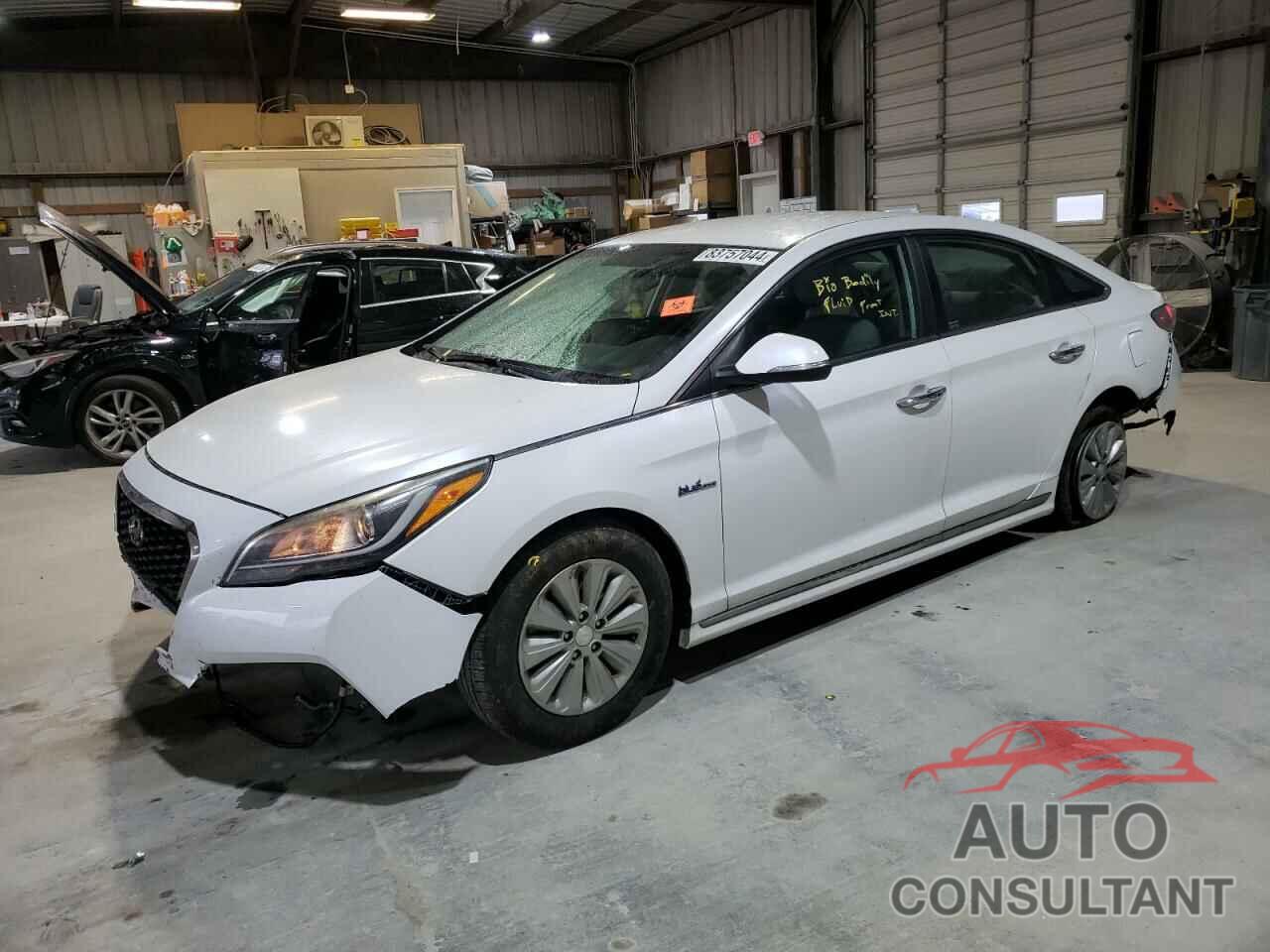 HYUNDAI SONATA 2016 - KMHE24L14GA024359