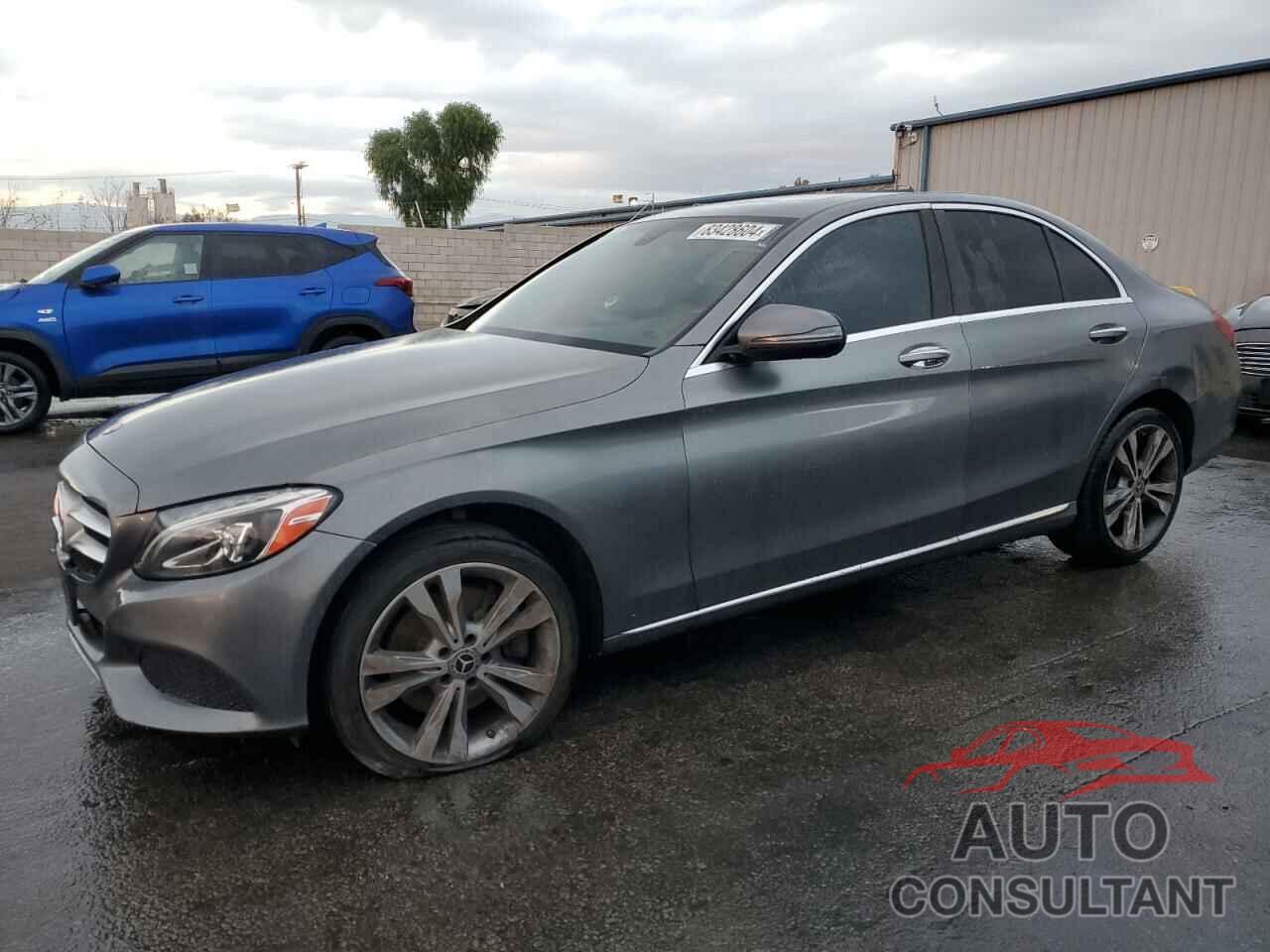 MERCEDES-BENZ C-CLASS 2018 - 55SWF4KB6JU271001