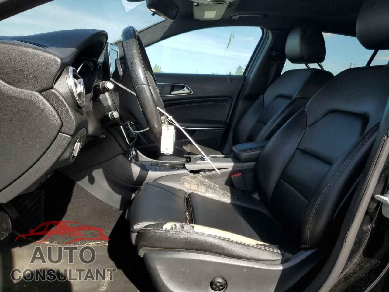 MERCEDES-BENZ GLA-CLASS 2017 - WDCTG4EB2HJ313206