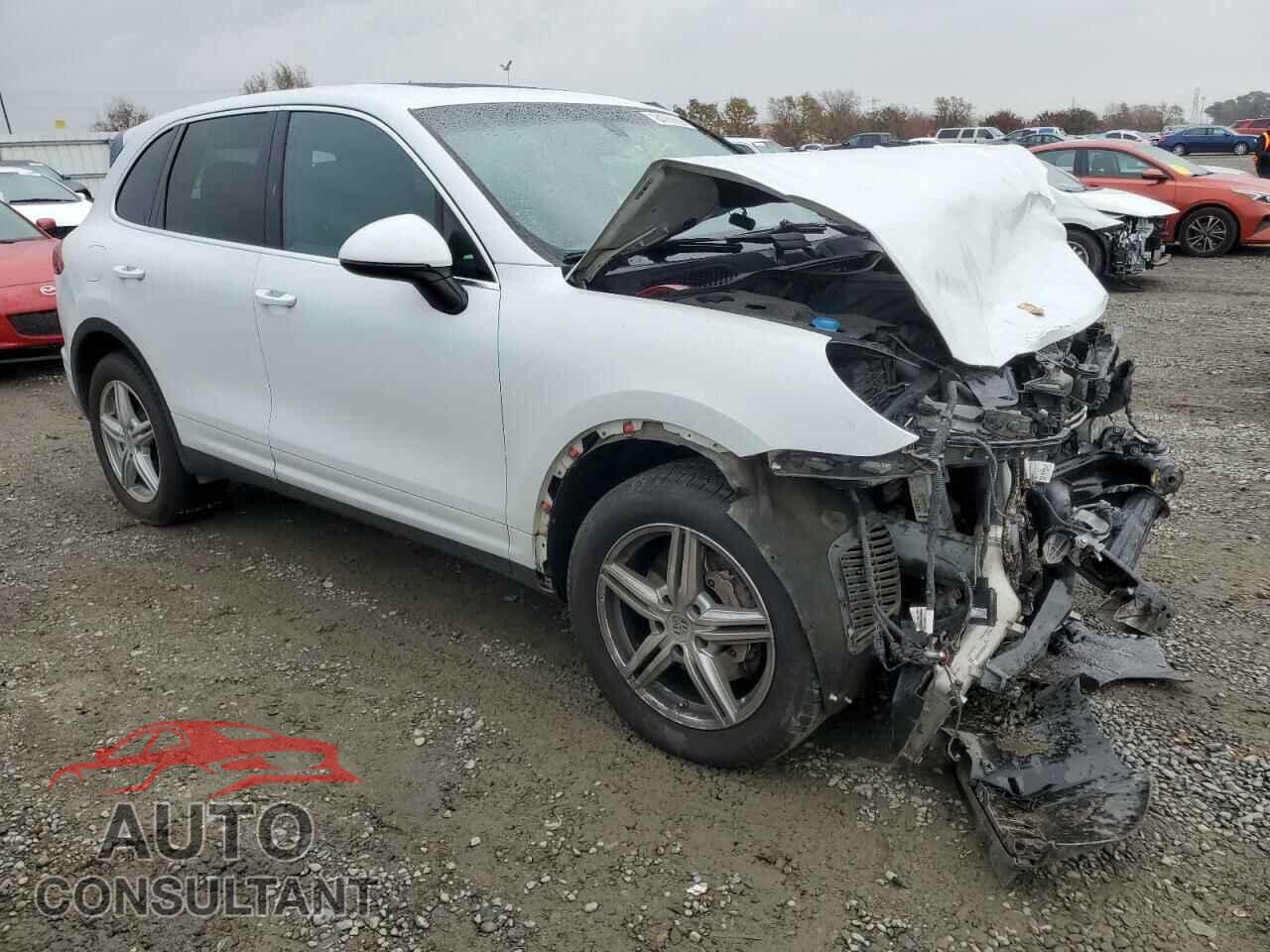 PORSCHE CAYENNE 2015 - WP1AB2A22FLA56599