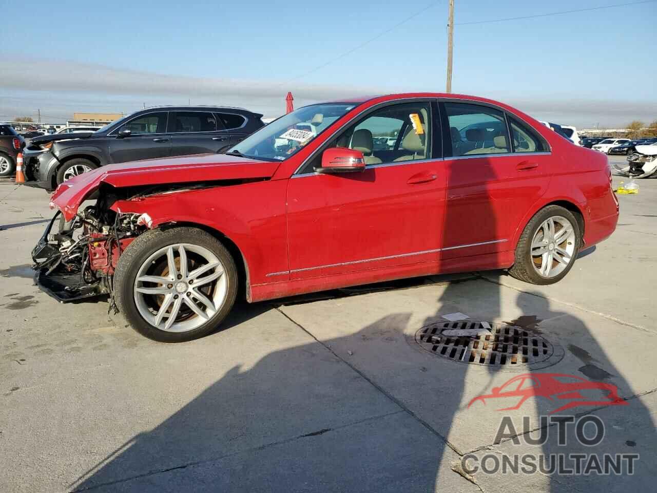 MERCEDES-BENZ C-CLASS 2012 - WDDGF8BB3CA647510