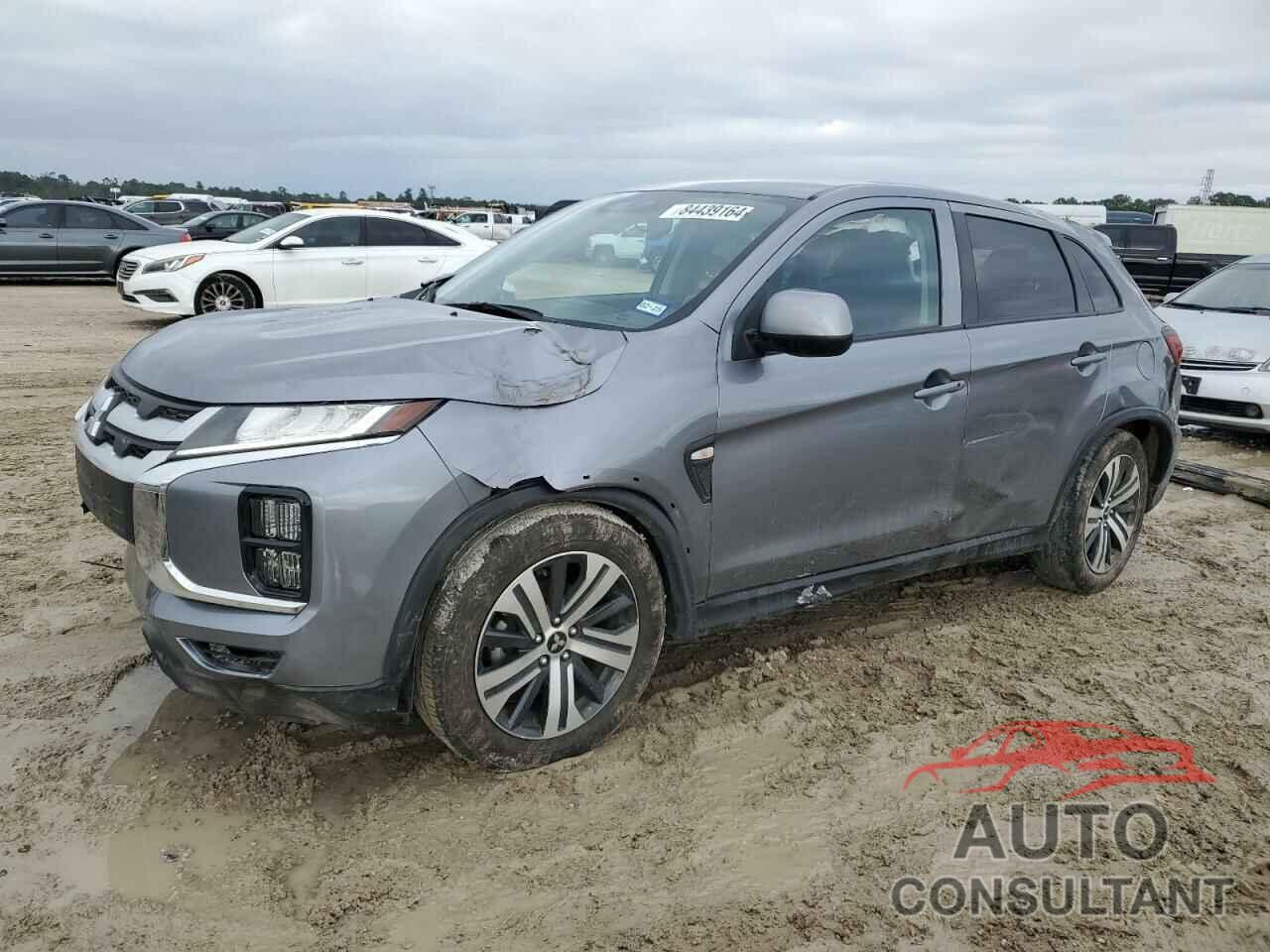 MITSUBISHI OUTLANDER 2021 - JA4ARUAU4MU036141