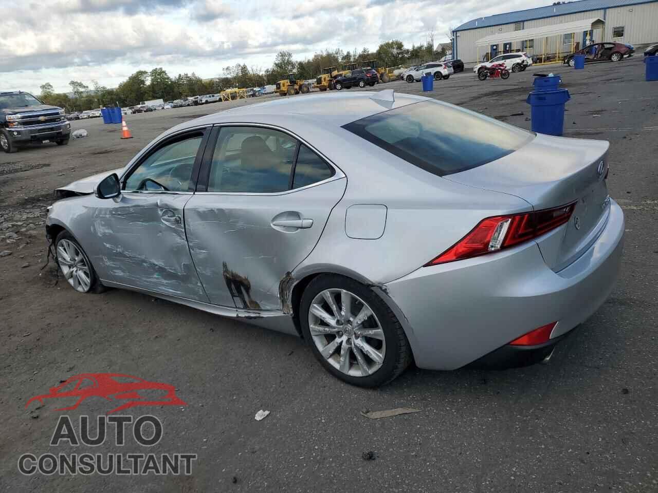 LEXUS IS 2014 - JTHCF1D25E5010447