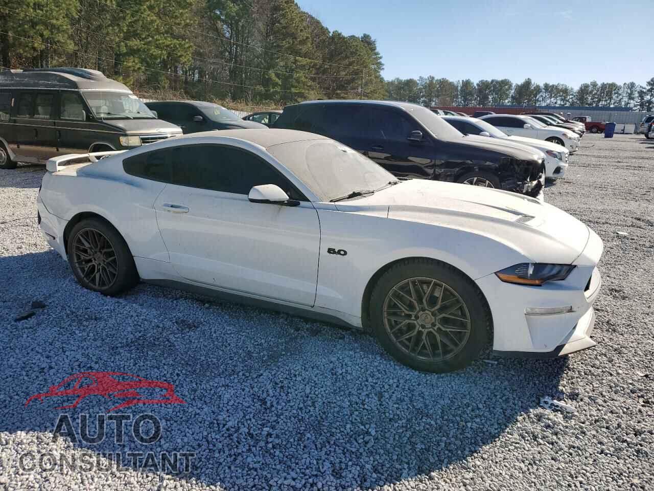 FORD MUSTANG 2019 - 1FA6P8CF3K5116633