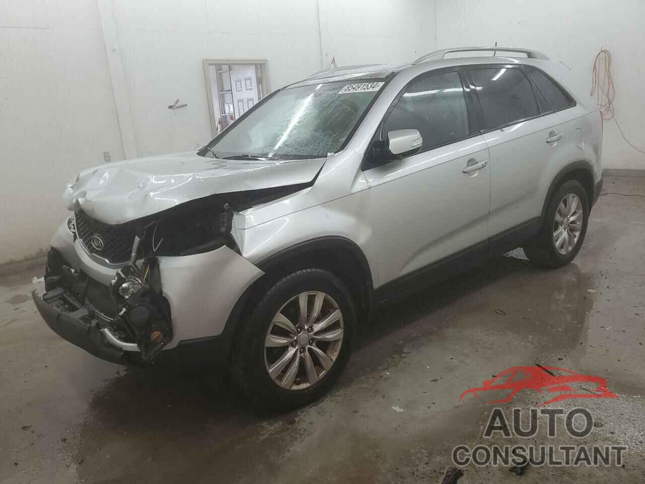 KIA SORENTO 2011 - 5XYKU4A26BG041928