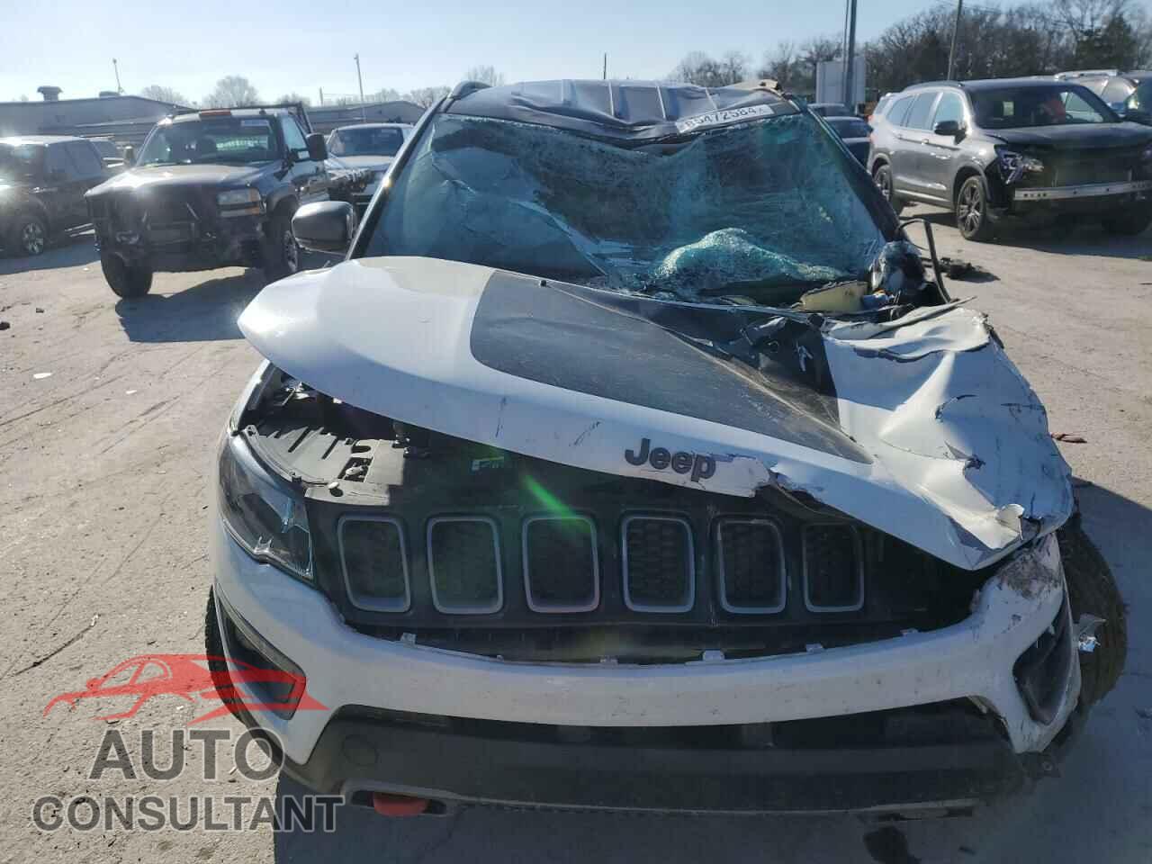 JEEP COMPASS 2020 - 3C4NJDDB8LT123705
