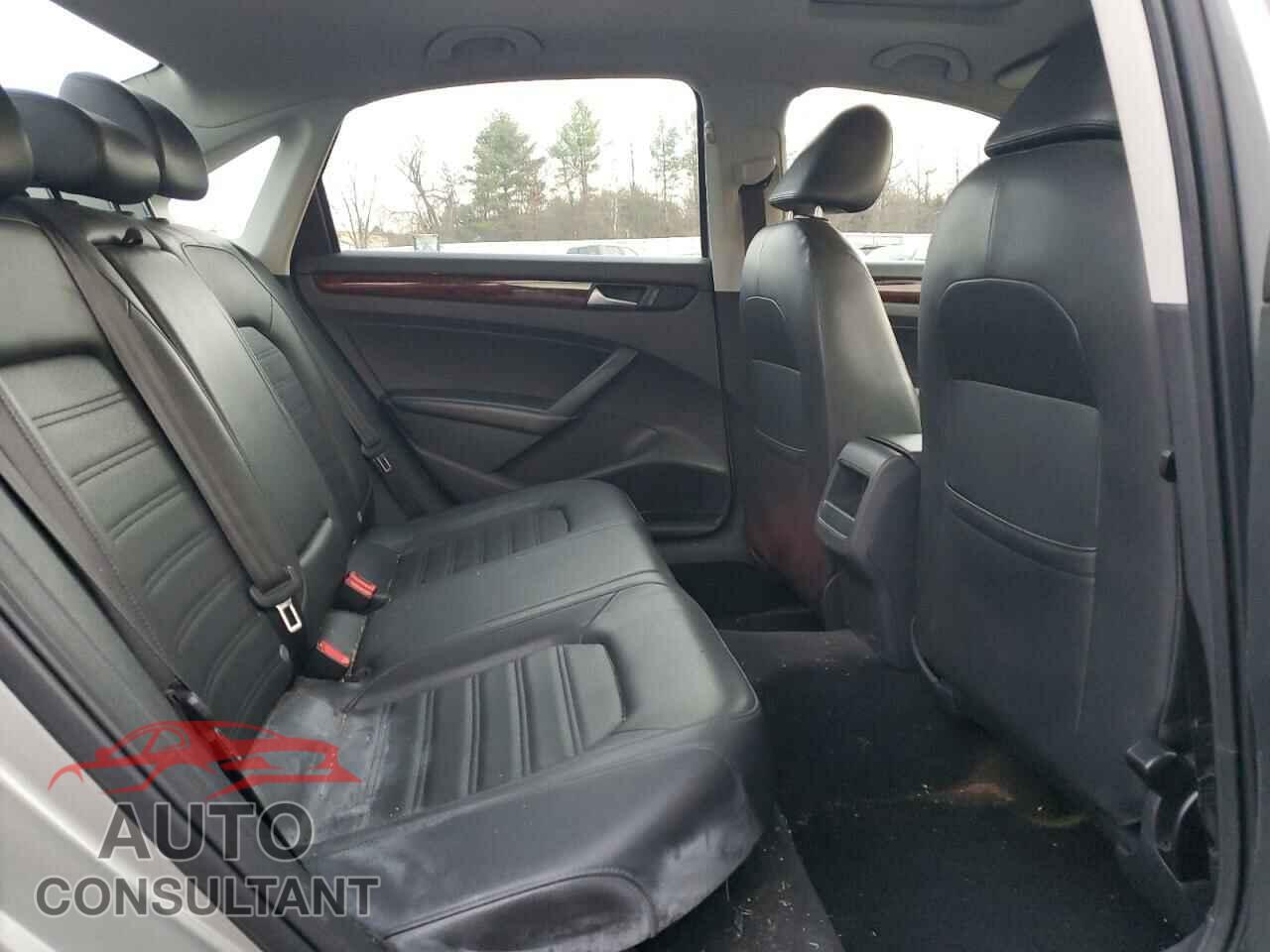 VOLKSWAGEN PASSAT 2012 - 1VWCP7A39CC069425