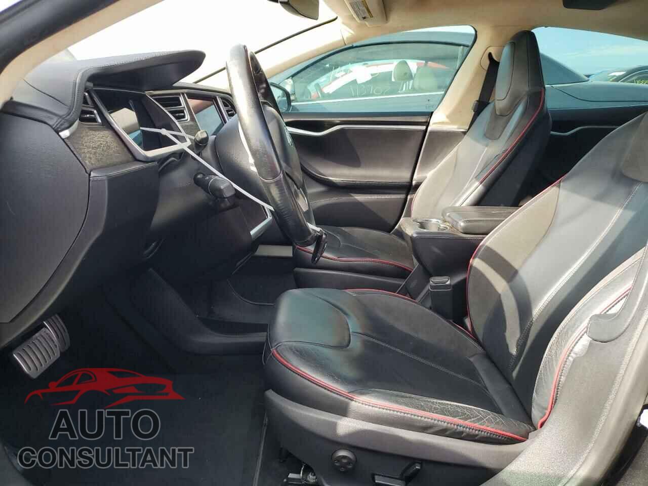 TESLA MODEL S 2013 - 5YJSA1DP7DFP14136