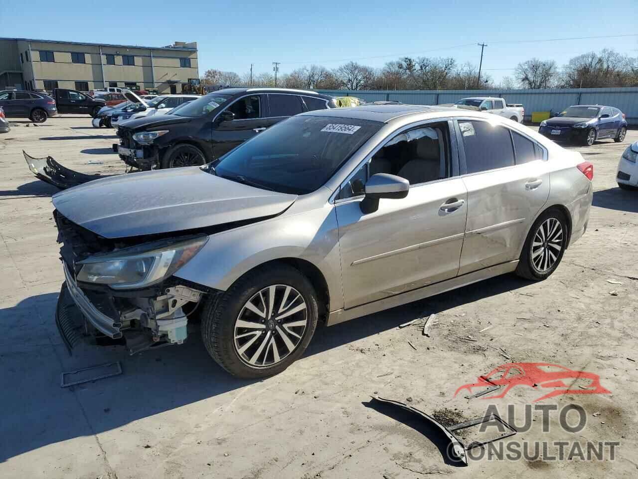 SUBARU LEGACY 2018 - 4S3BNAD6XJ3040150