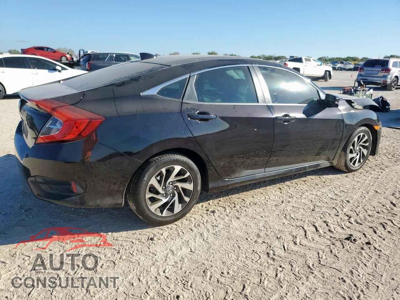 HONDA CIVIC 2017 - 19XFC2F71HE008144