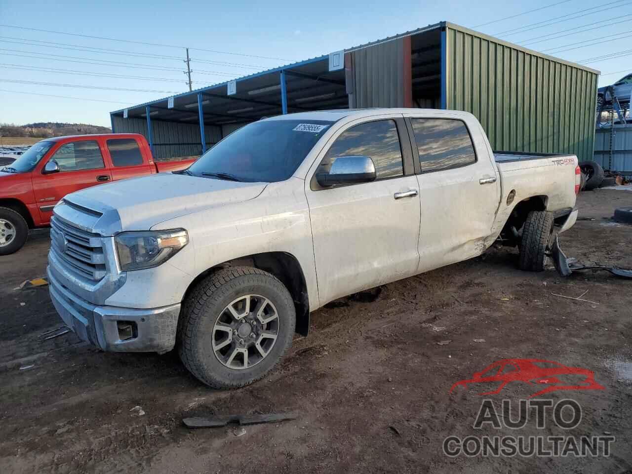 TOYOTA TUNDRA 2018 - 5TFAW5F13JX757631