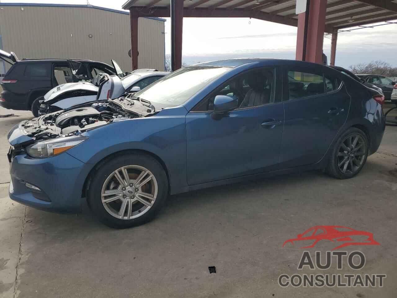MAZDA 3 2018 - 3MZBN1V39JM243174