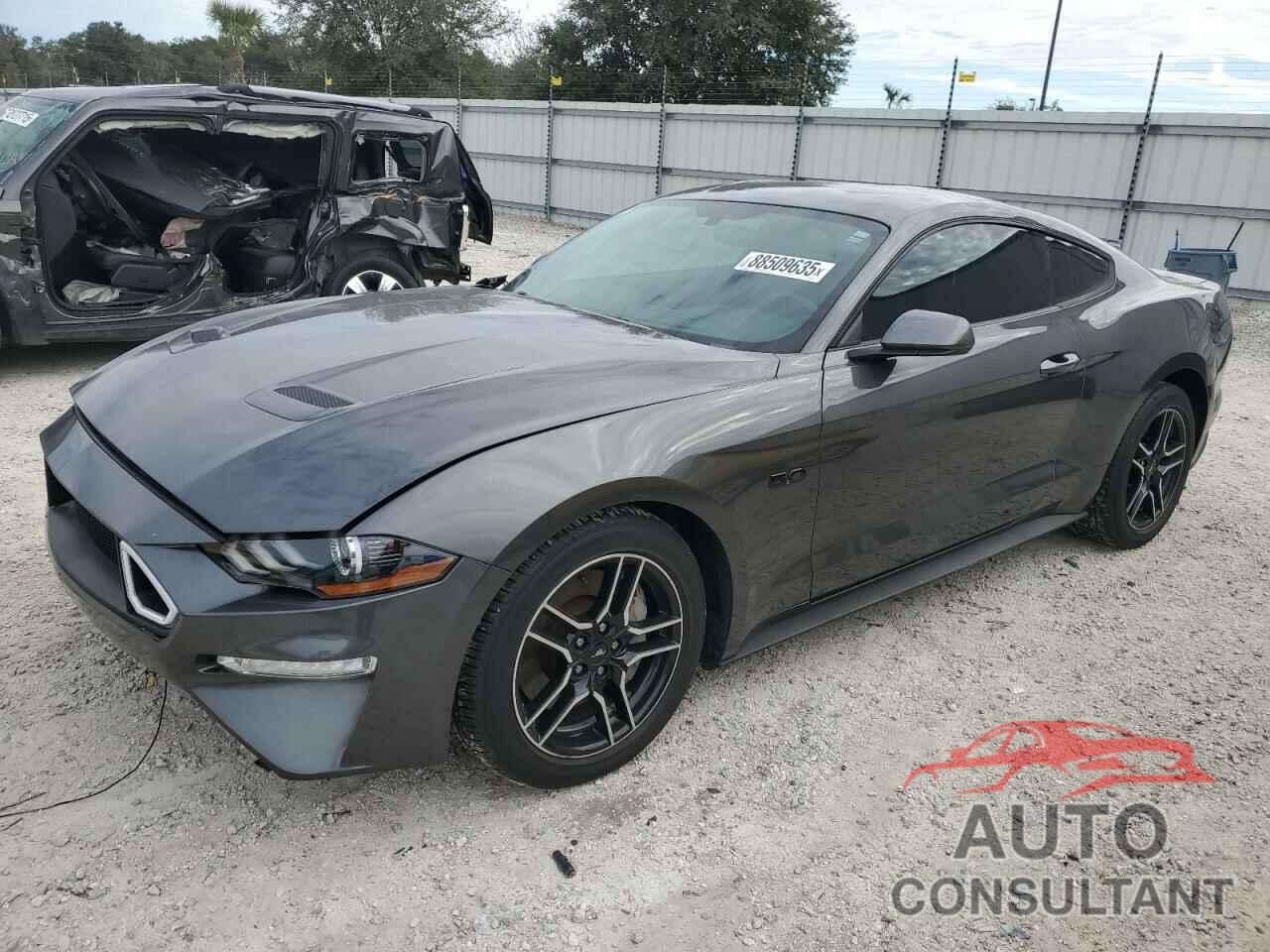 FORD MUSTANG 2018 - 1FA6P8CF9J5153636