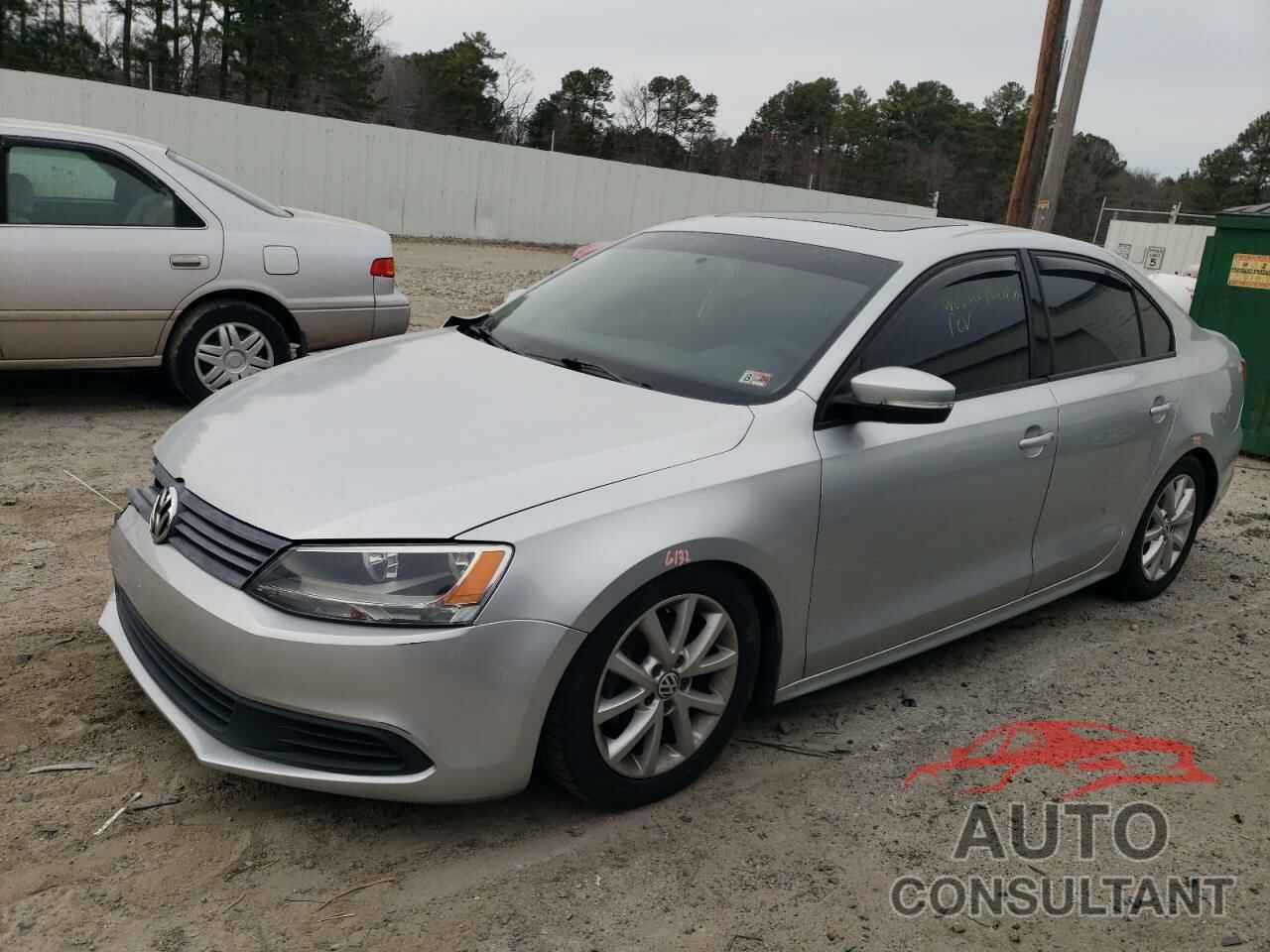 VOLKSWAGEN JETTA 2011 - 3VWBX7AJ9BM322945