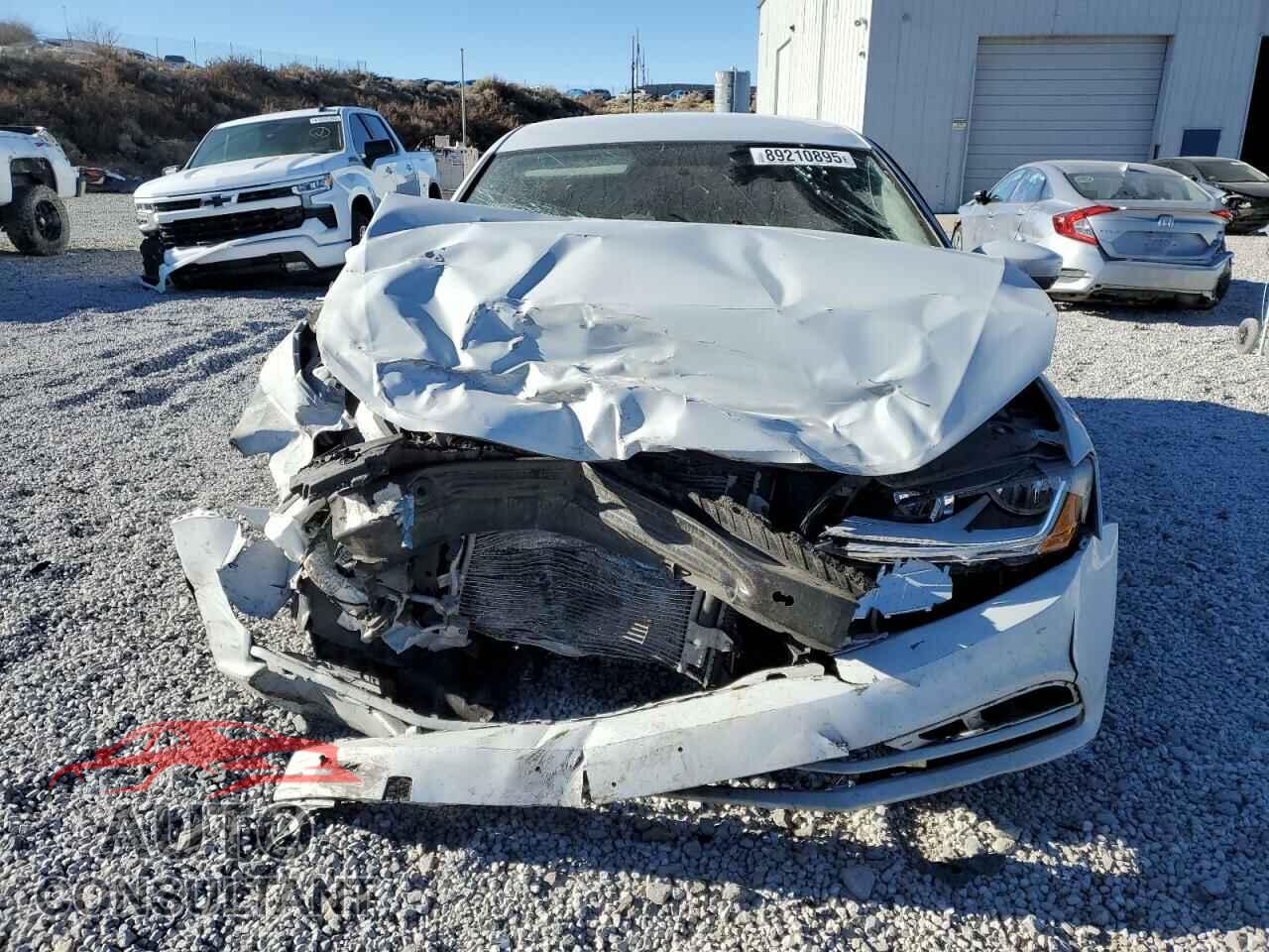 VOLKSWAGEN JETTA 2017 - 3VW2B7AJ2HM260778