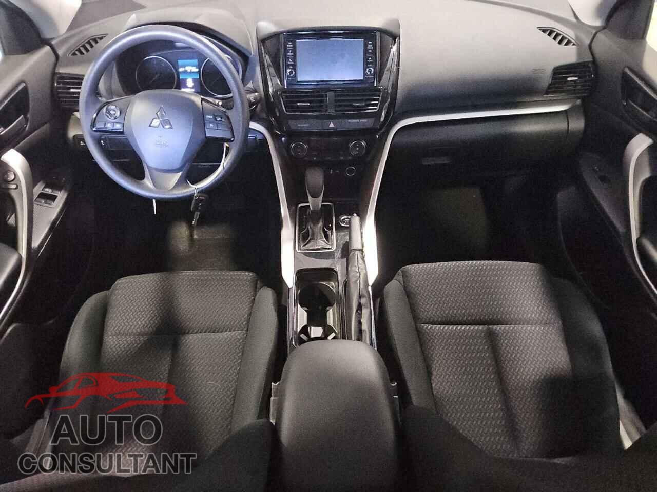MITSUBISHI ECLIPSE 2024 - JA4ATUAA7RZ033784