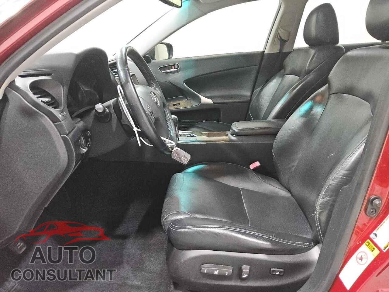 LEXUS IS 2009 - JTHBE262092017251