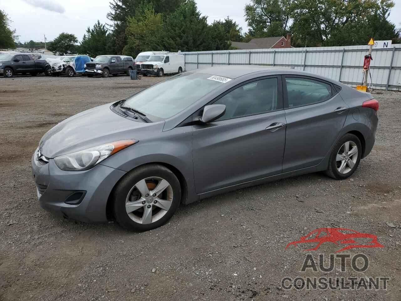HYUNDAI ELANTRA 2013 - 5NPDH4AE4DH315498