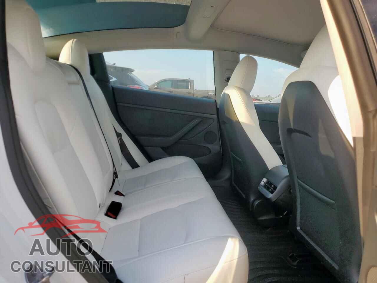 TESLA MODEL 3 2023 - 5YJ3E1EA8PF658036