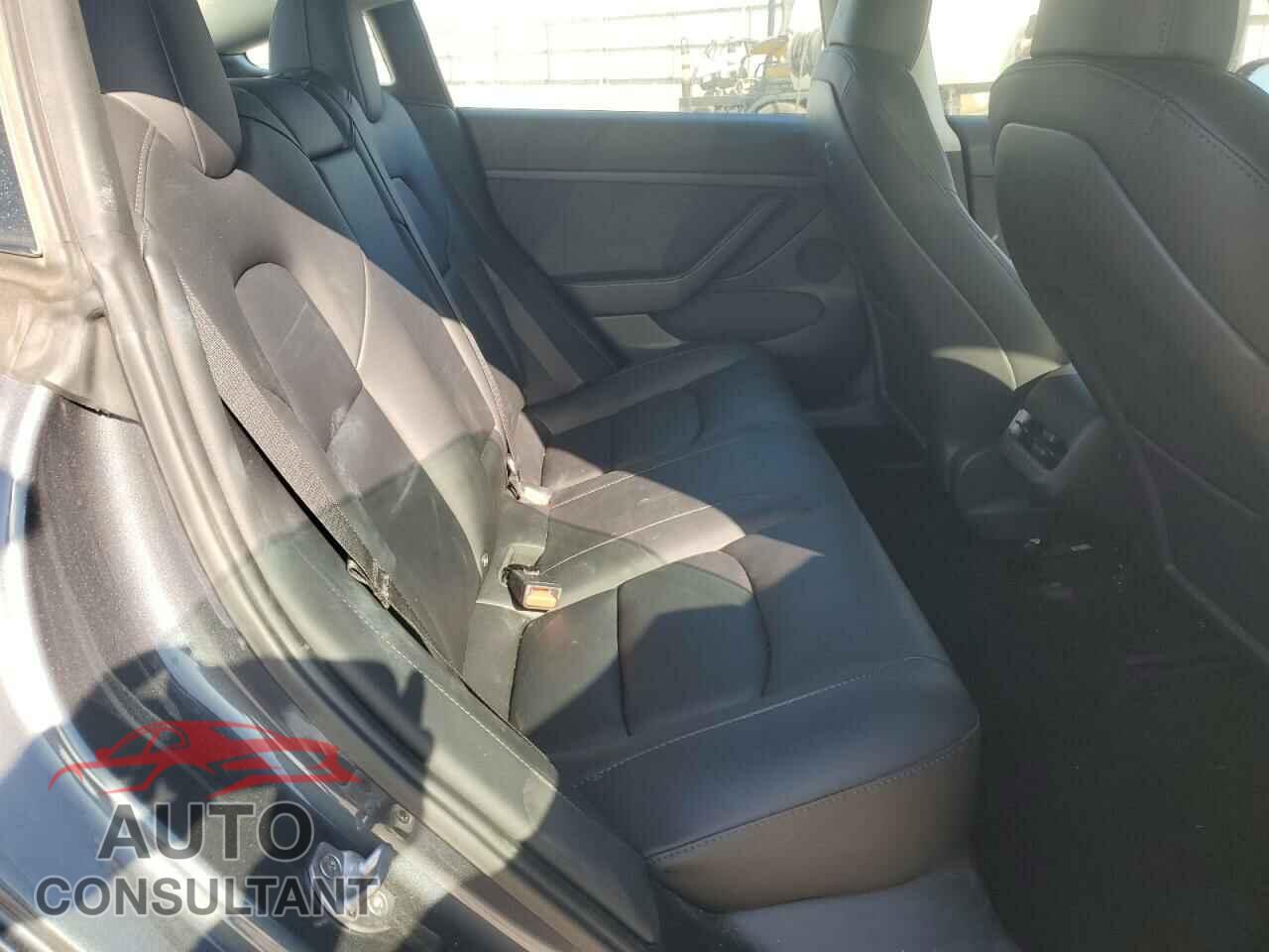 TESLA MODEL 3 2023 - 5YJ3E1EA5PF601633