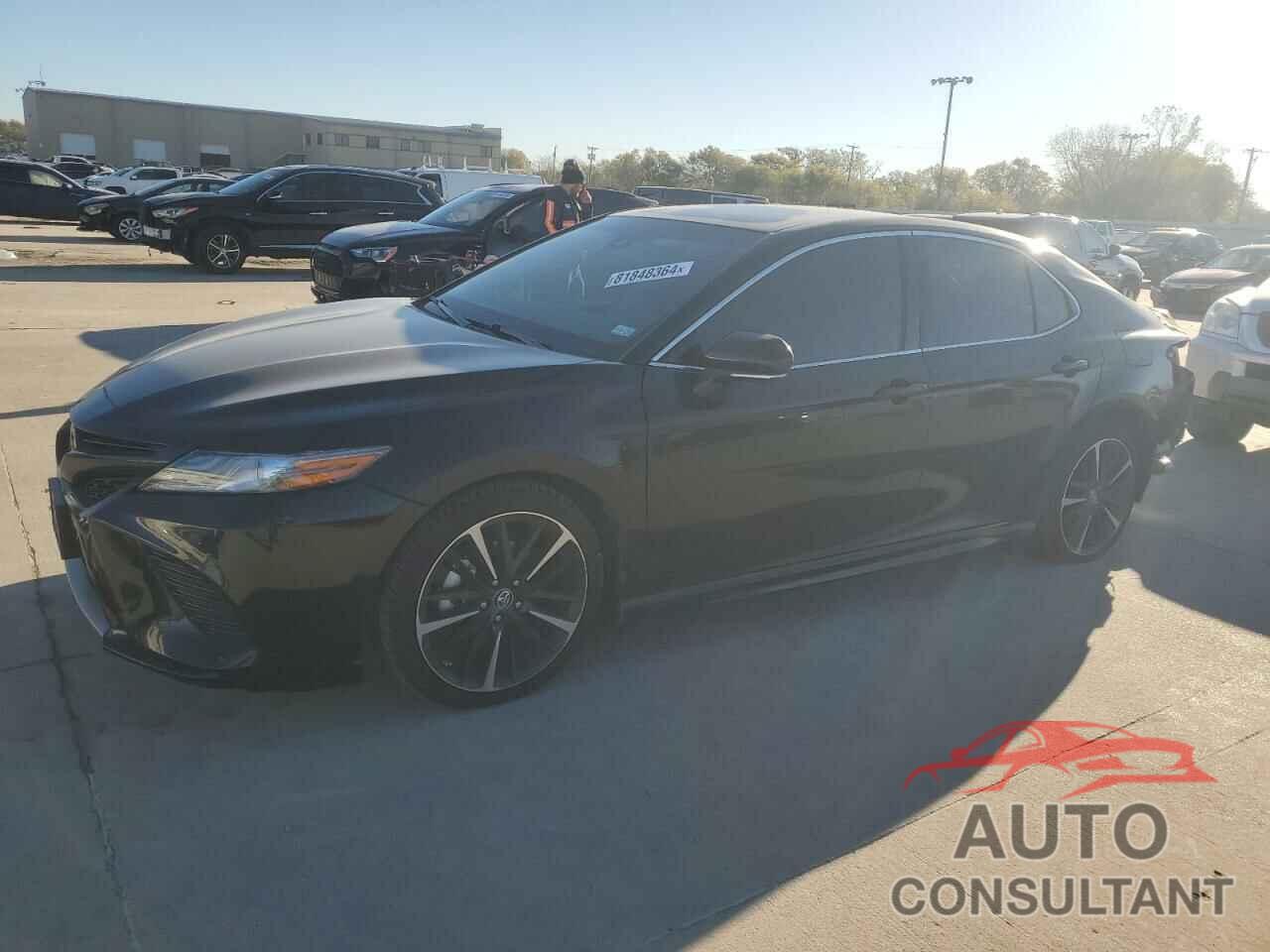 TOYOTA CAMRY 2018 - 4T1B61HK2JU044493
