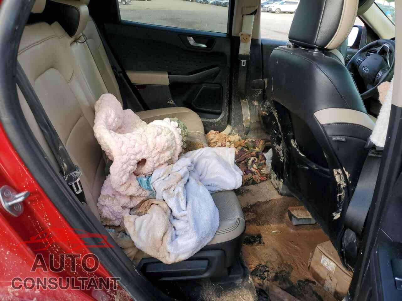 FORD ESCAPE 2020 - 1FMCU0H61LUA35858
