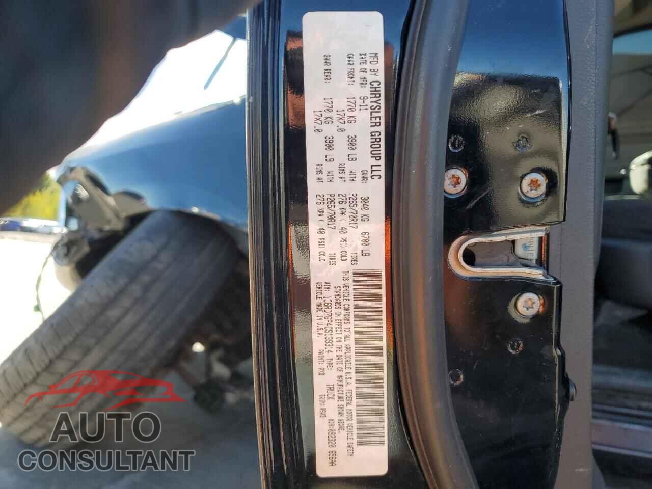 DODGE RAM 1500 2012 - 1C6RD7GP4CS139314