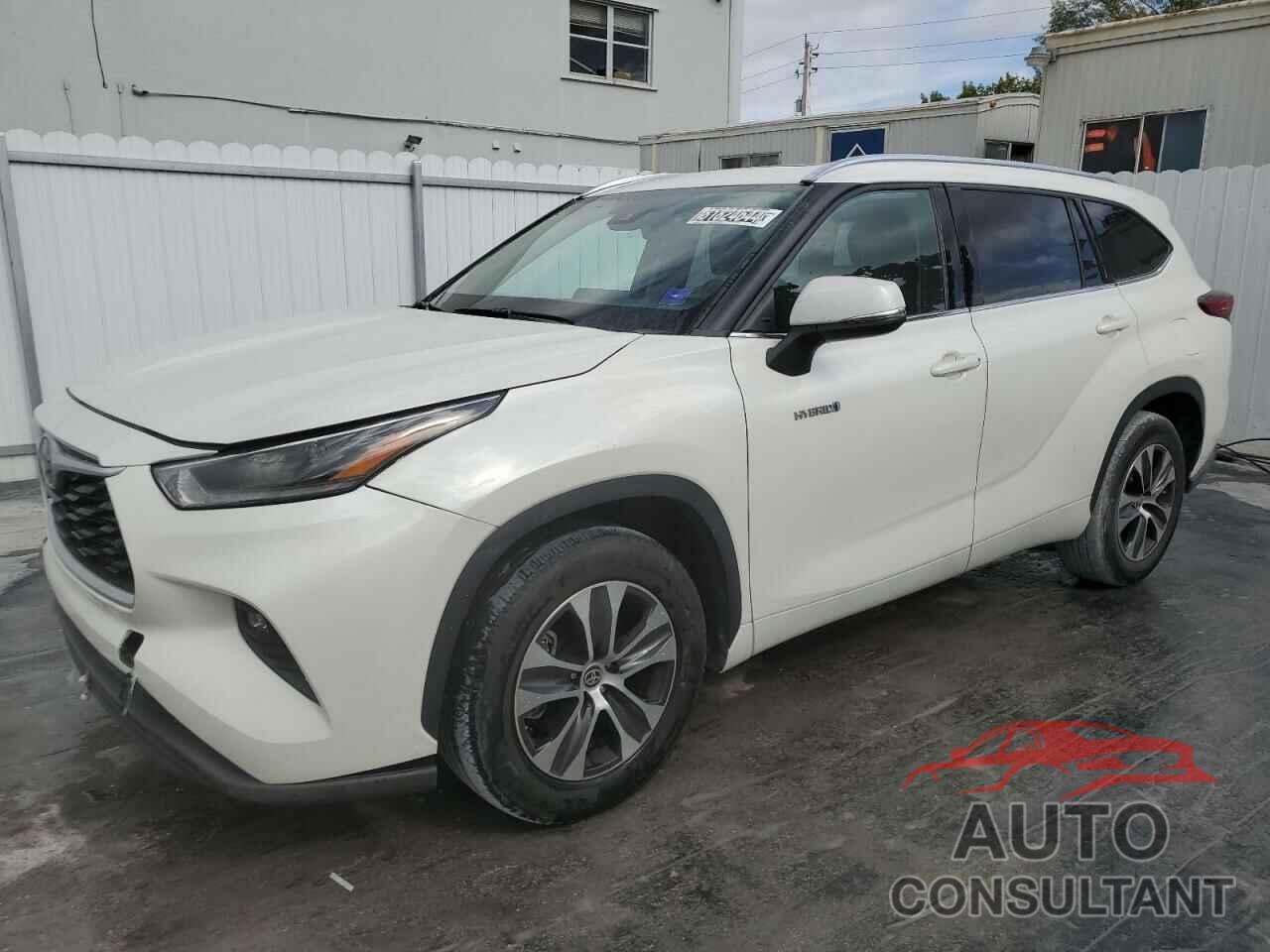 TOYOTA HIGHLANDER 2021 - 5TDGARAH4MS506311