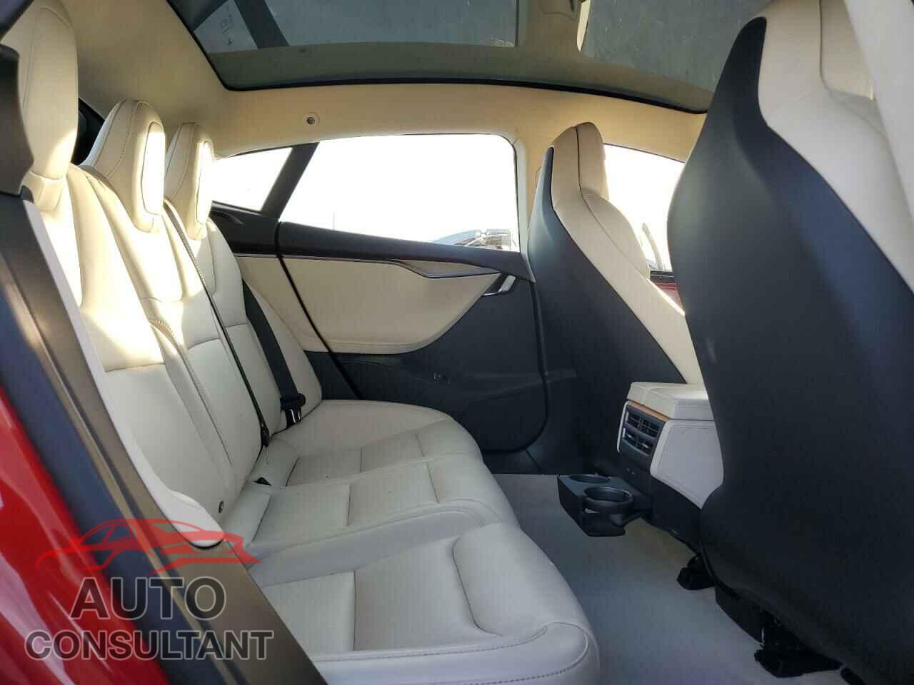 TESLA MODEL S 2018 - 5YJSA1E28JF297771