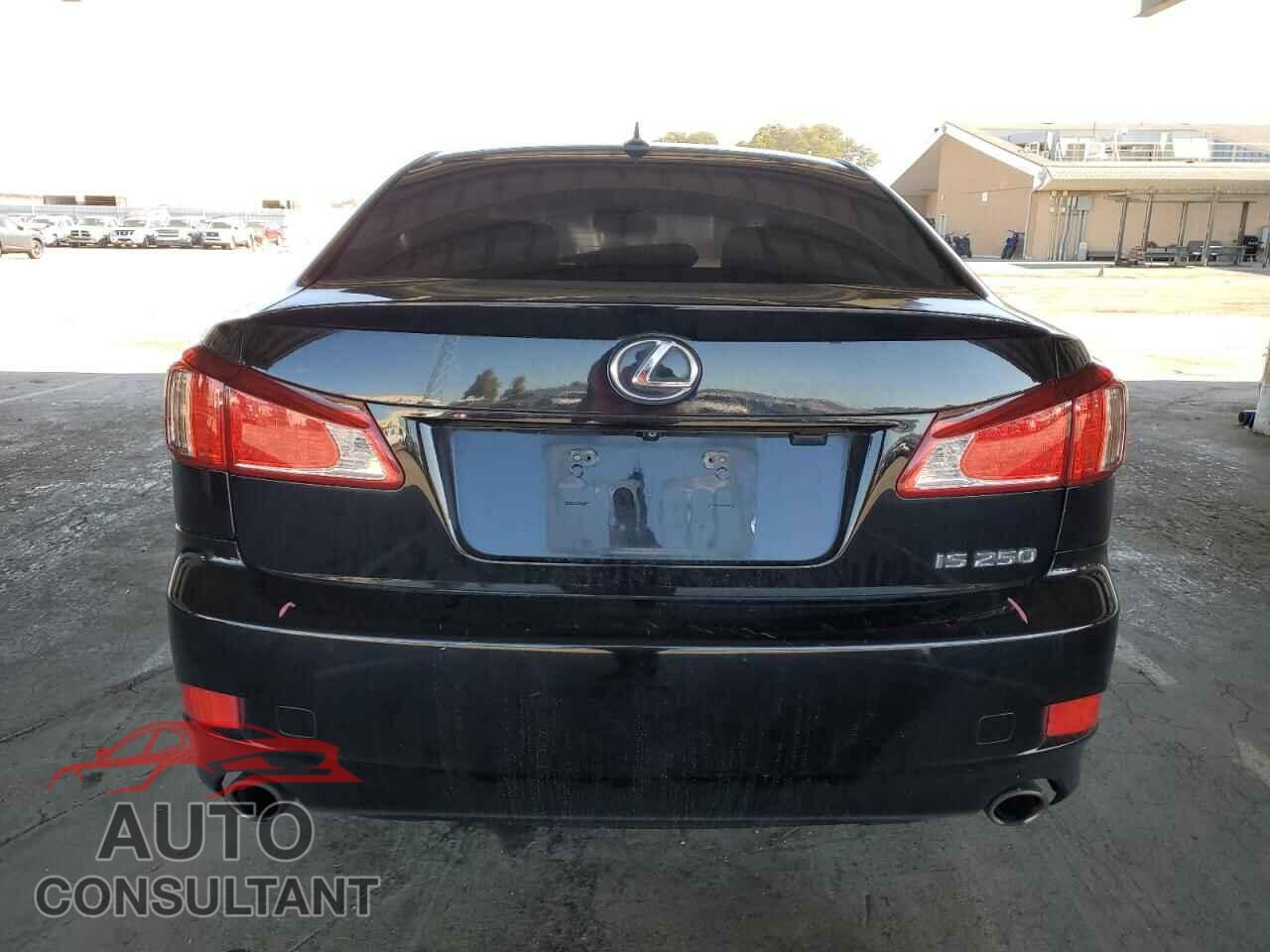 LEXUS IS 2012 - JTHBF5C29C5171644