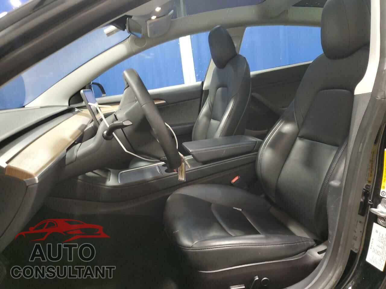 TESLA MODEL 3 2023 - 5YJ3E1EA5PF433783