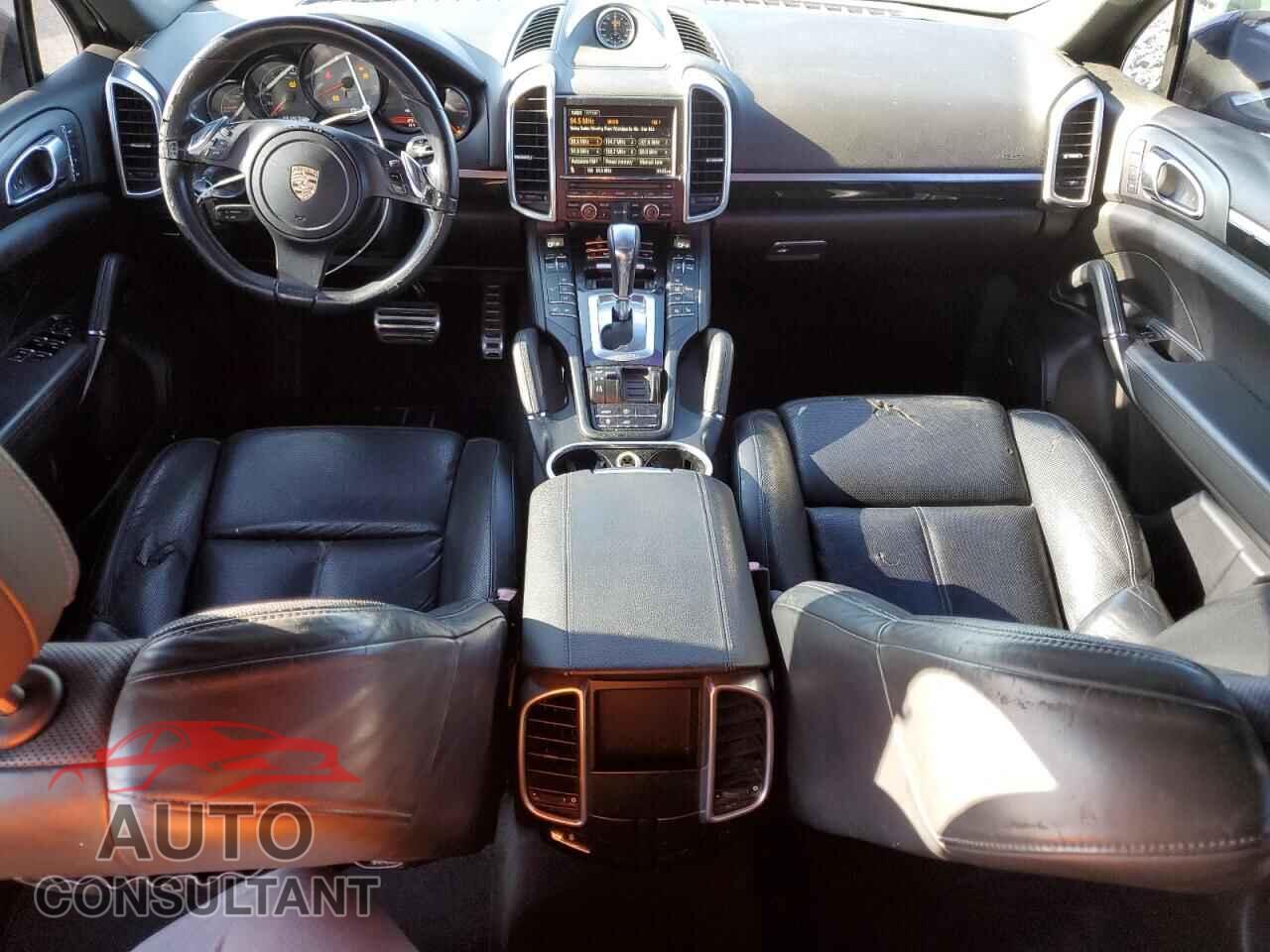 PORSCHE CAYENNE 2012 - WP1AB2A28CLA45165