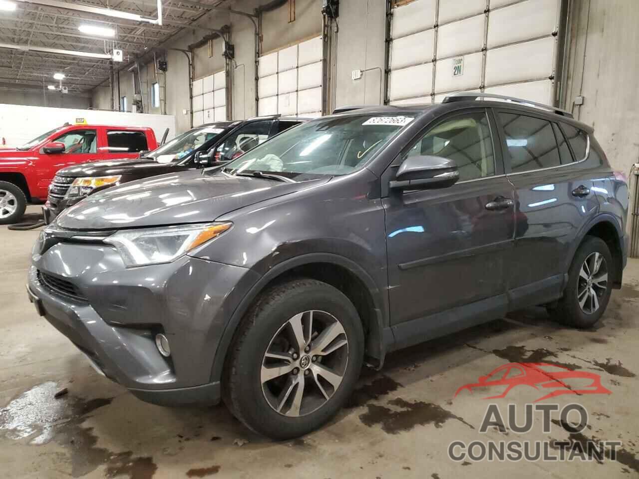 TOYOTA RAV4 2018 - JTMRFREV6JJ720025