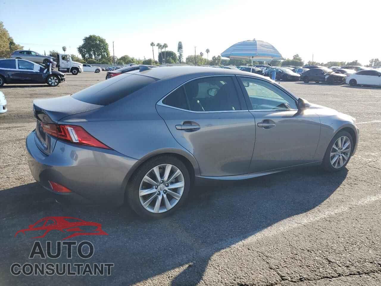 LEXUS IS 2016 - JTHBA1D24G5003616