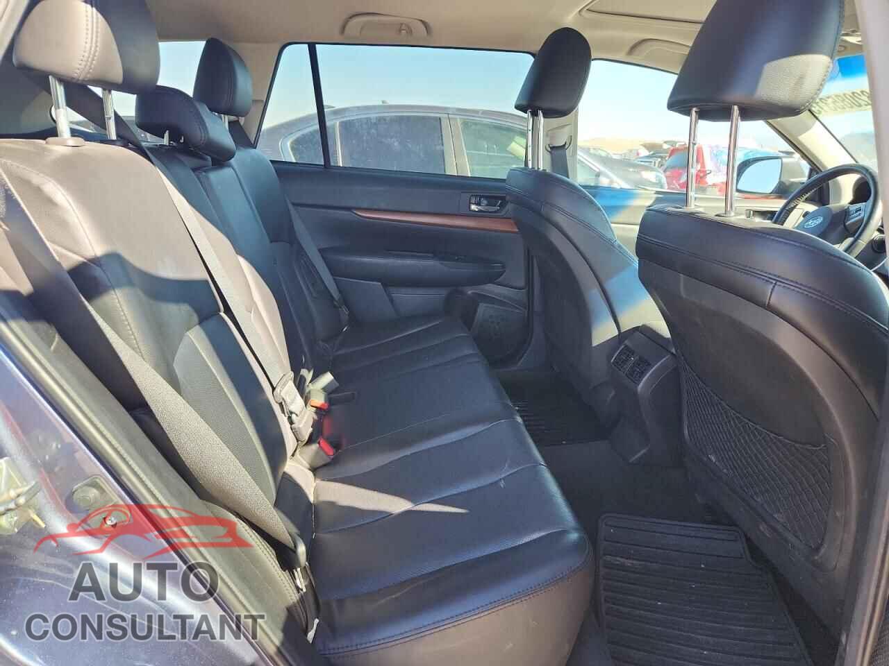 SUBARU OUTBACK 2013 - 4S4BRDKC2D2257714