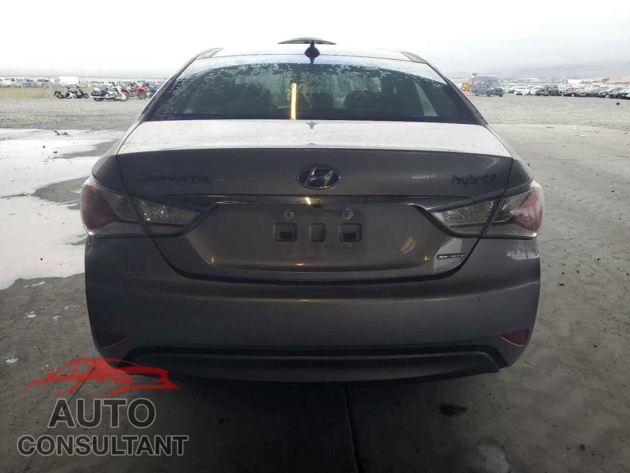 HYUNDAI SONATA 2015 - KMHEC4A42FA128874