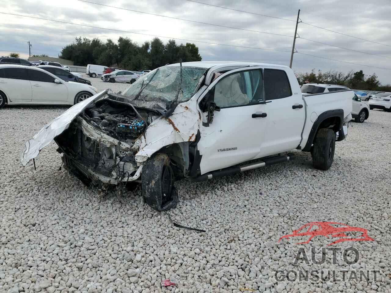TOYOTA TUNDRA 2019 - 5TFEY5F16KX251644